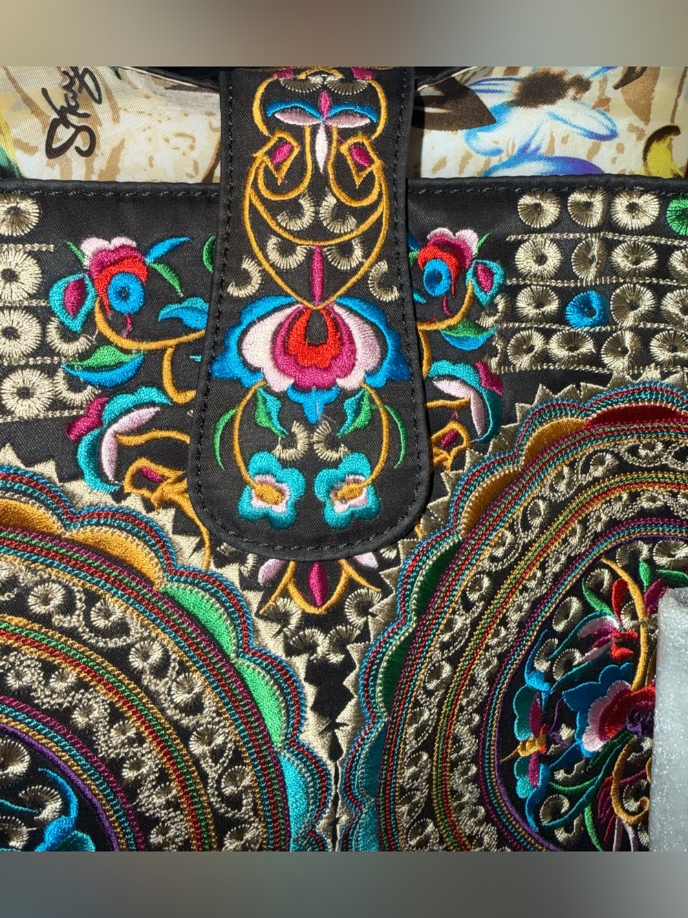 NWT Original by Sharif Embroidered Mandala Boho Tote Bag - Pristine - Picture 2 of 10